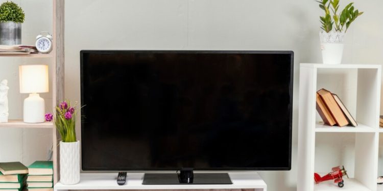 Оператор «Русский мир» продлил программу спутникового телевидения в Запорожской области