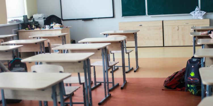 В этом году выпускники Запорожской области будут впервые сдавать ЕГЭ в родном регионе