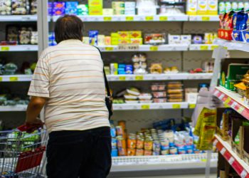 Предпринимателей Запорожской области заставили выдерживать минимальные цены на социально значимые товары